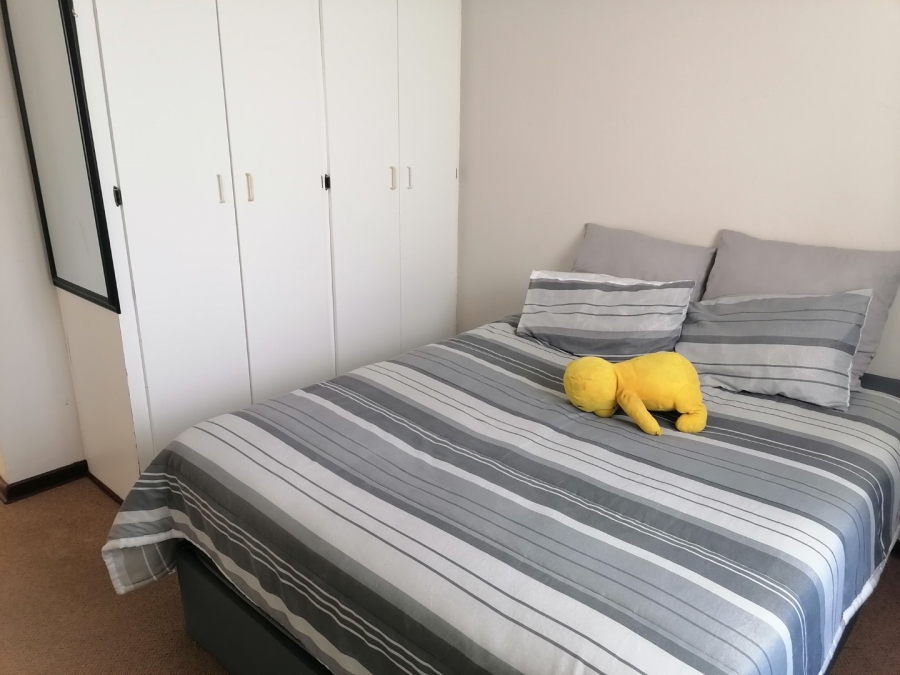 2 Bedroom Property for Sale in Langenhovenpark Free State